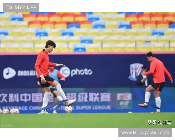 新疆足球逆袭河南全取三分 高效进攻助力胜利